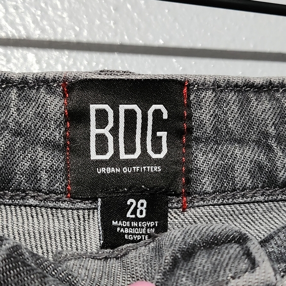BDG URBAN OUTFITTERS Gray Ultra High Rise Rolled Hem Retro Denim Jean Shorts 28 - Picture 2 of 11